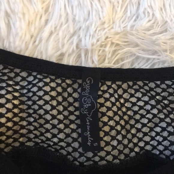 Detailed T-shirt - Picture 4 of 4